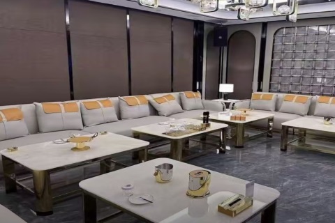 寻觅鸡西夜场舞台 携手共筑闪光青春旅程