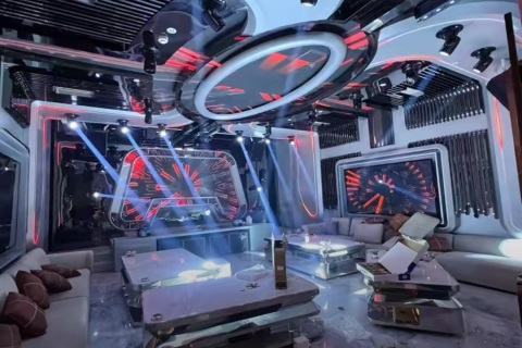 寻觅鸡西夜场舞台 携手共筑闪光青春旅程